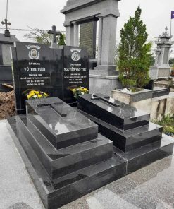 Mộ đá Hoa Cương - MHC2