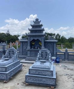 Khuôn viên lăng mộ - KLM13