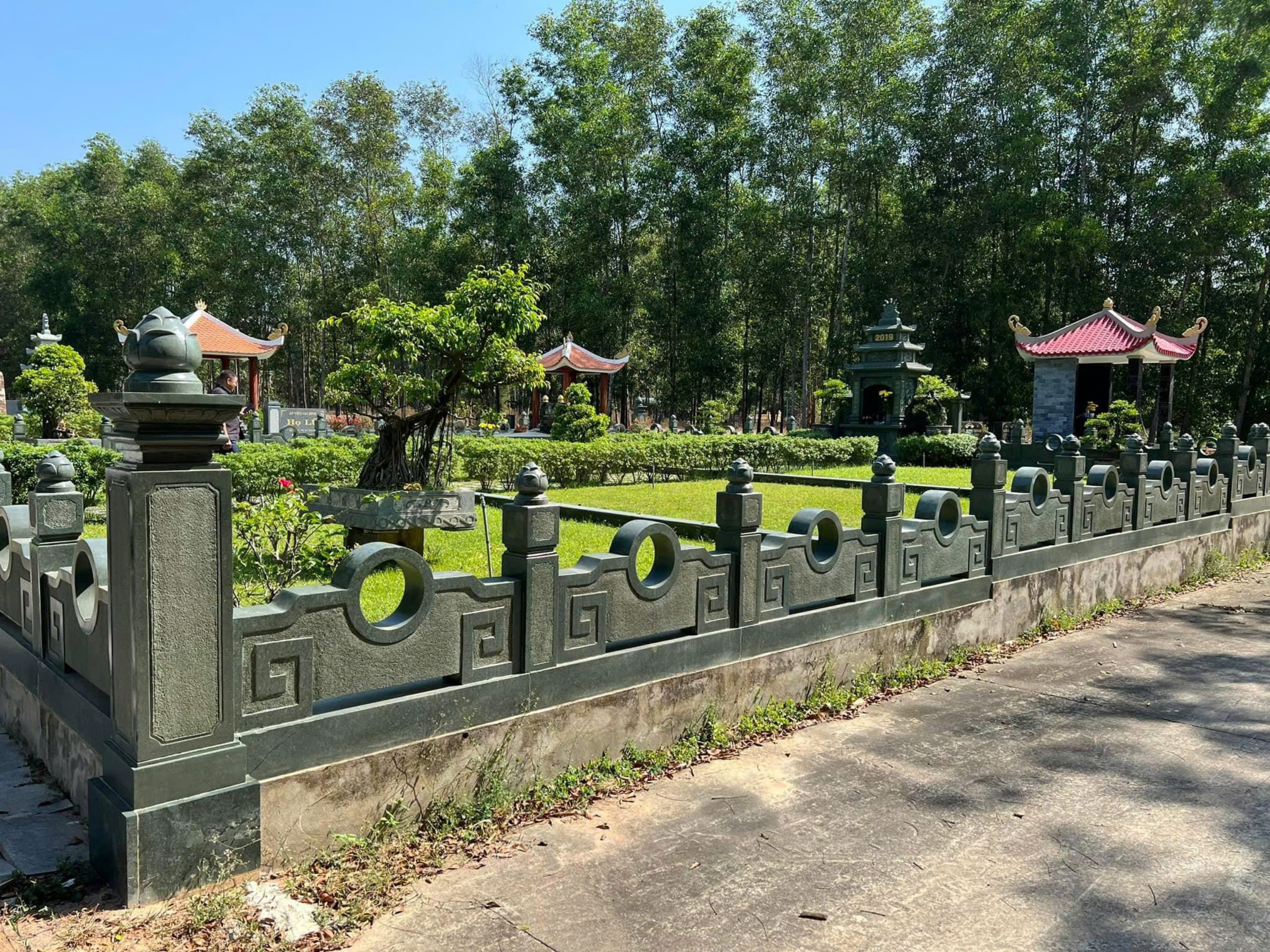 Lan can đá - LCĐ5